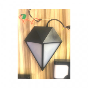 Triangle Wall Light IN: ...